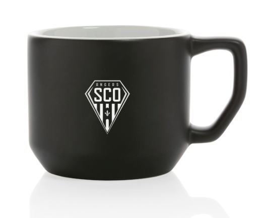 MUGS NOIRS