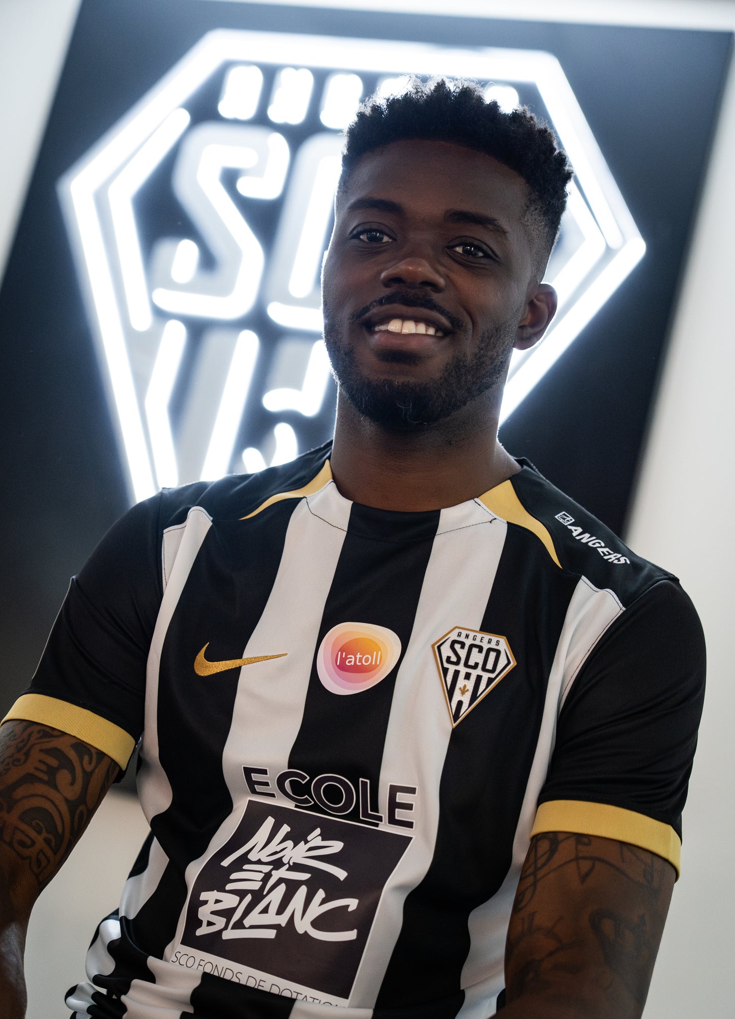 MAILLOT DOMICILE JUNIOR 25/26