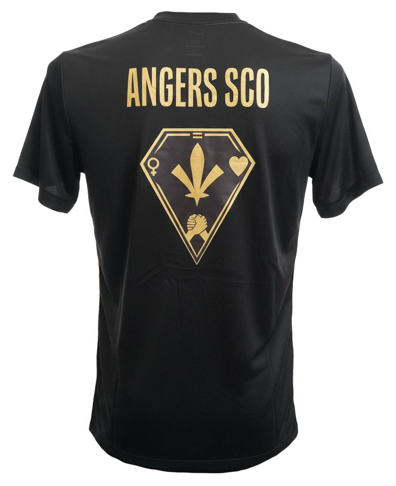 MAILLOTS PRÉMATCH EDITION SPÉCIALE LIMITÉE